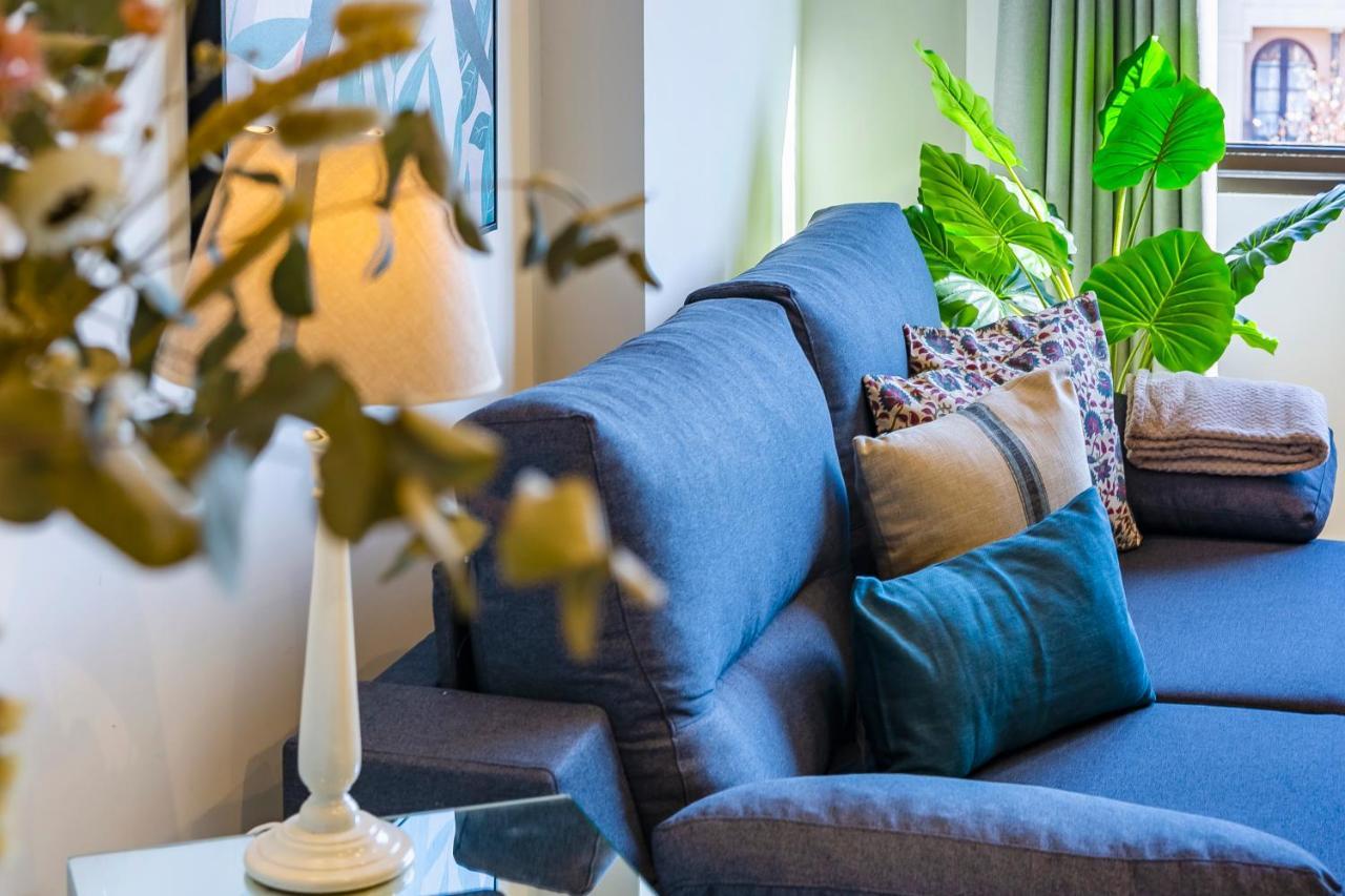 Apartamento Gran Capitan Uno กอร์โดบา ภายนอก รูปภาพ