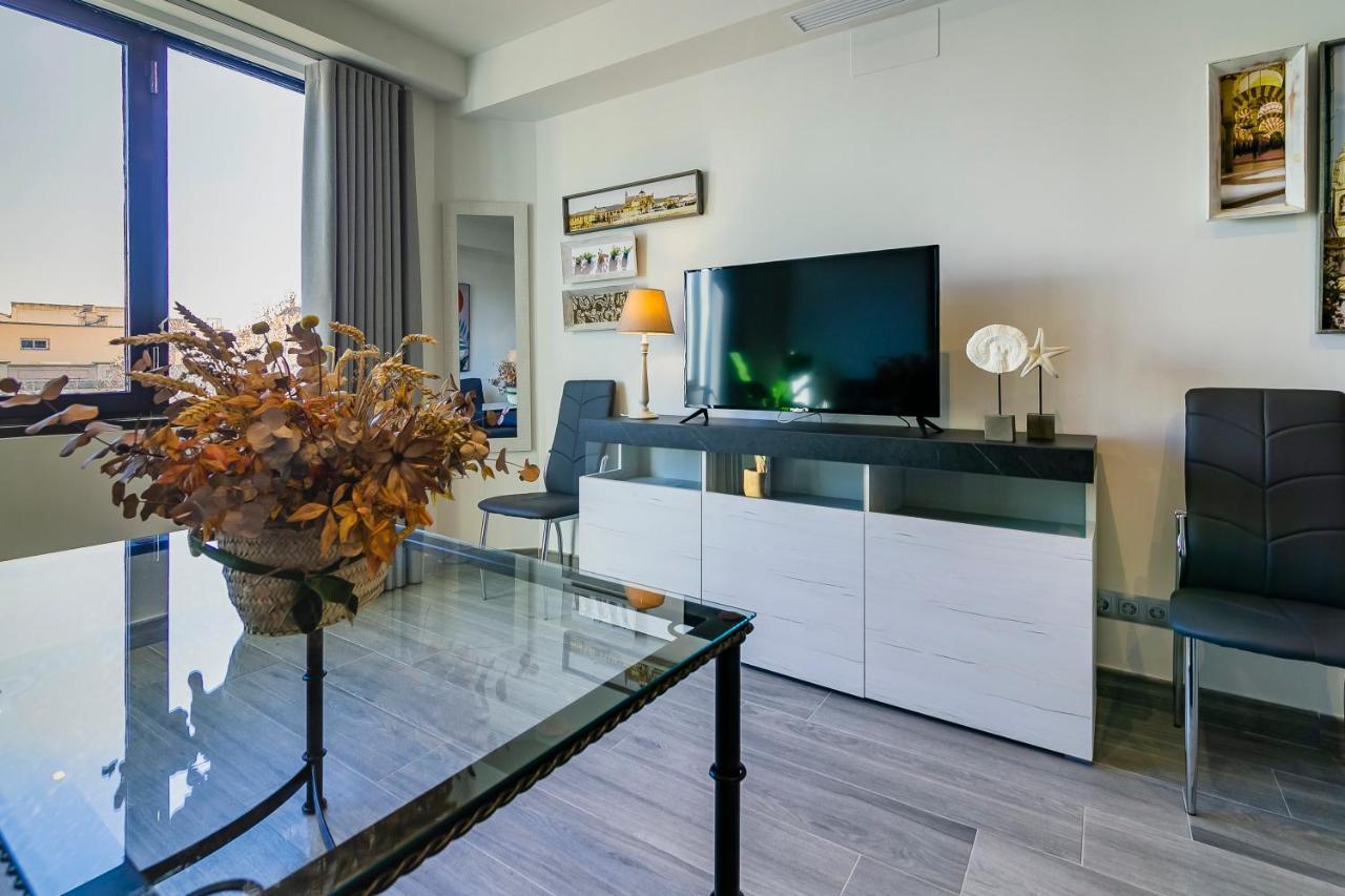 Apartamento Gran Capitan Uno กอร์โดบา ภายนอก รูปภาพ
